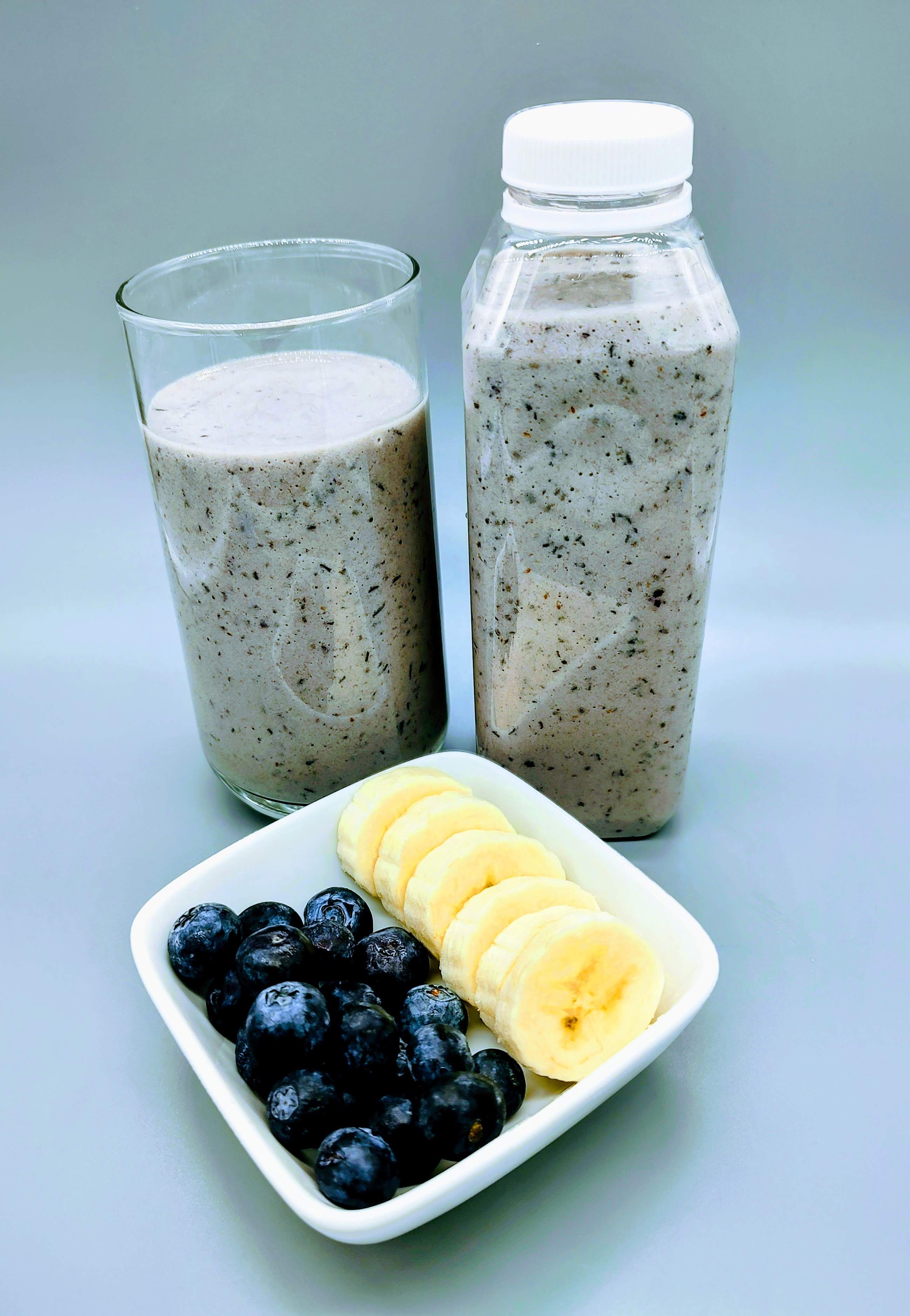 Blueberry Banana Smoothie 4.jpg